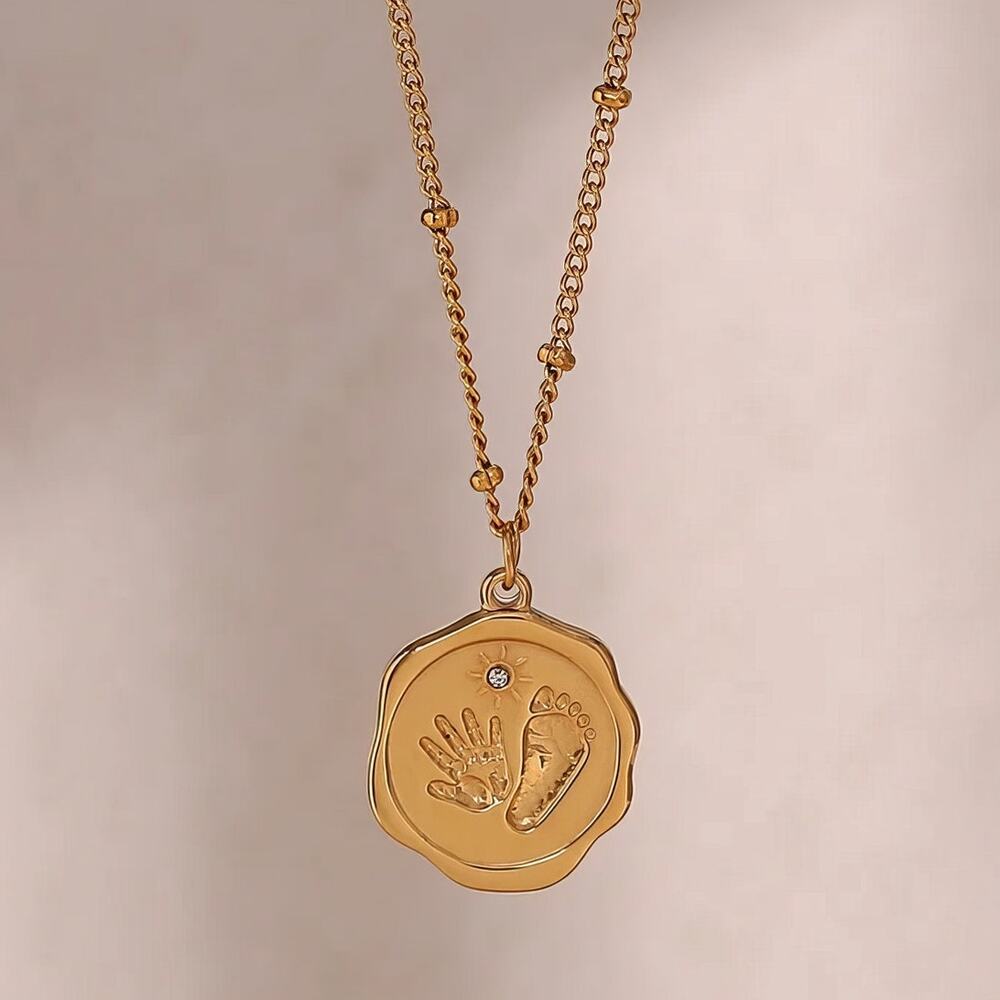18K Gold Plated Baby Hand Foot Print Zircon Pendant Necklace Stainless Steel - Picture 7 of 8